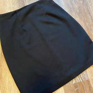 ❤️Black skirt sz 5